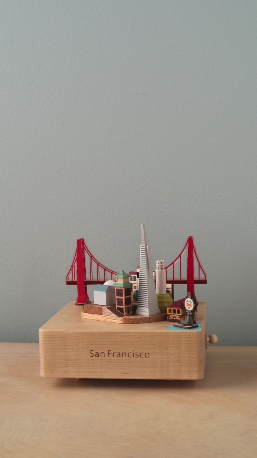 San Francisco themed music box with the Golden Bridge in the background. 