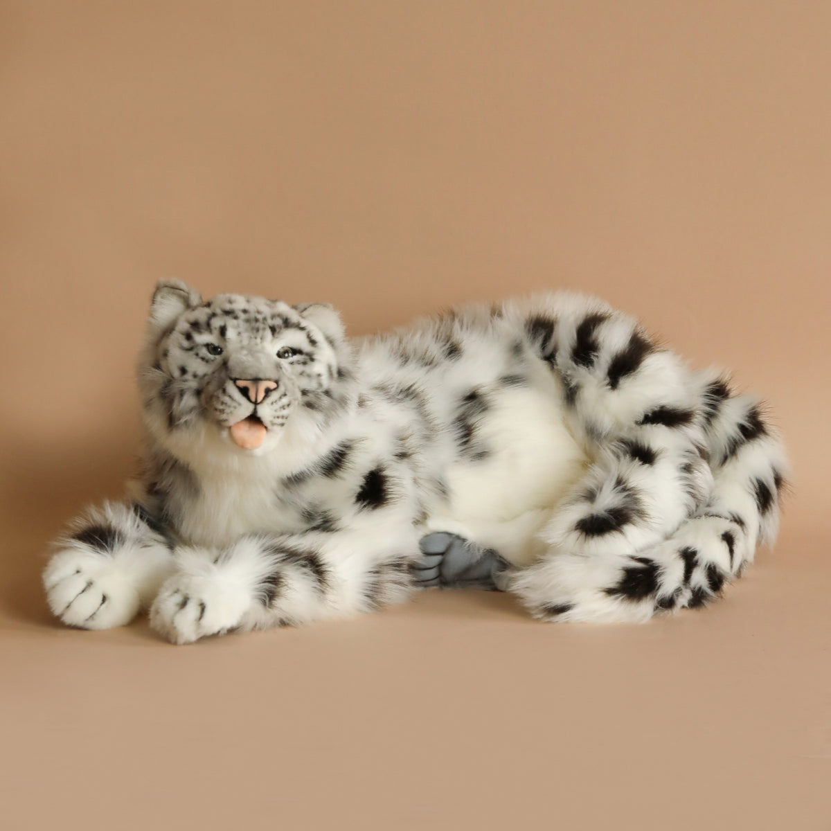 ［SALE］もふもふぷっくりハート♥キーホルダー✨️レオパードホワイト Snow Leopard Stuffed Animal– Odin Parker