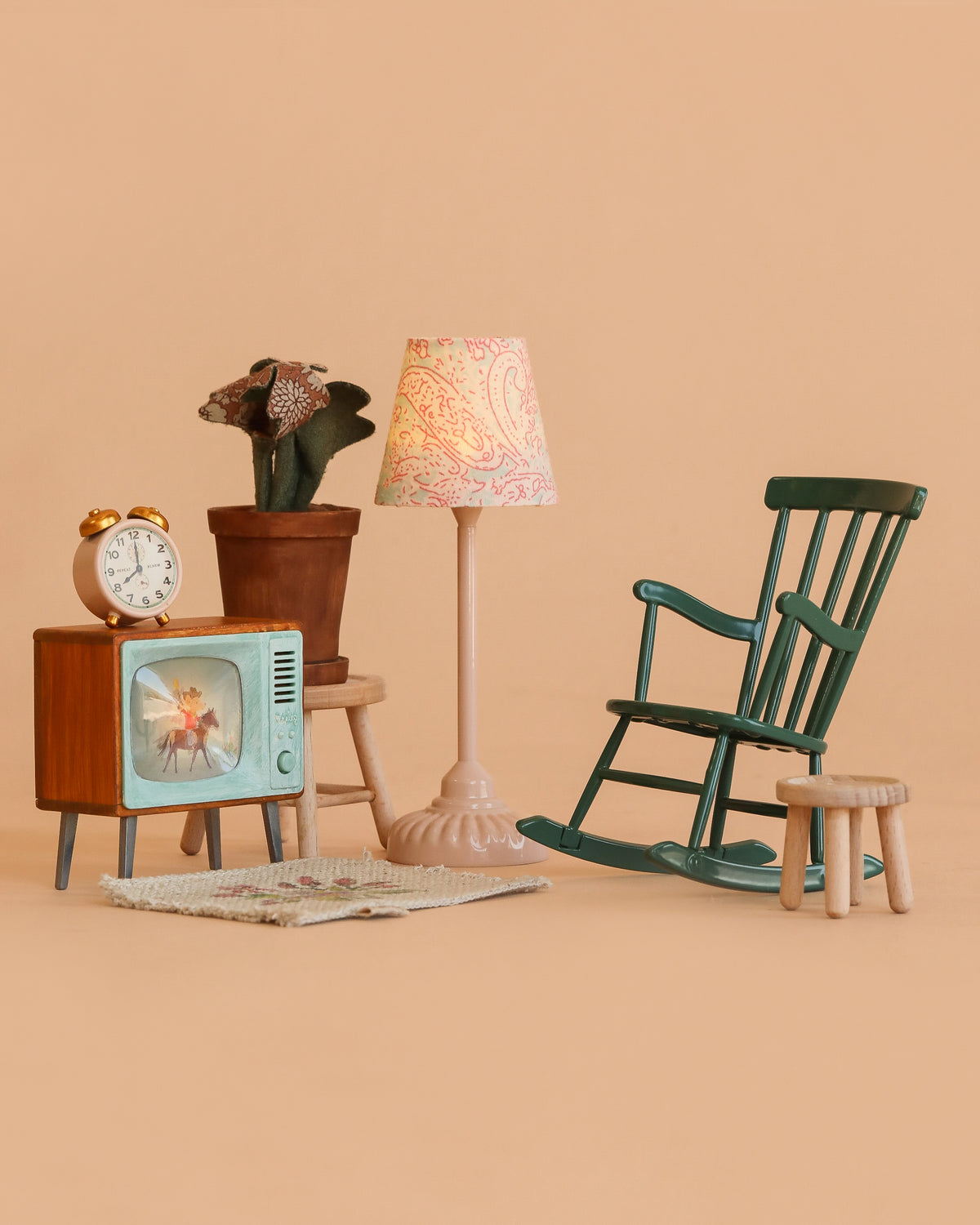 Maileg Family Room Set– Odin Parker