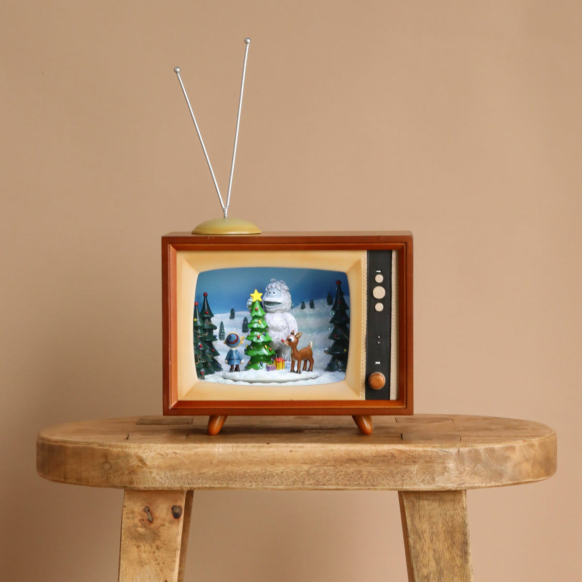 Christmas Music TV - Yeti and Rudolf– Odin Parker