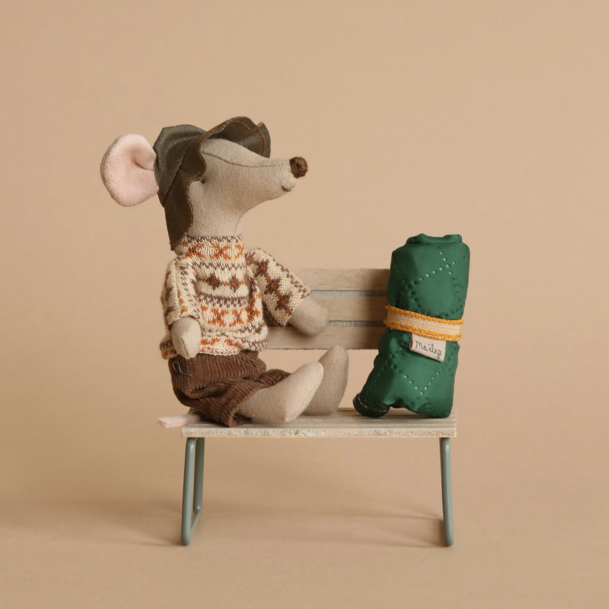 人形 Maileg Maileg Hiker Mouse With Knit Sweater - Big Brother– Odin Parker