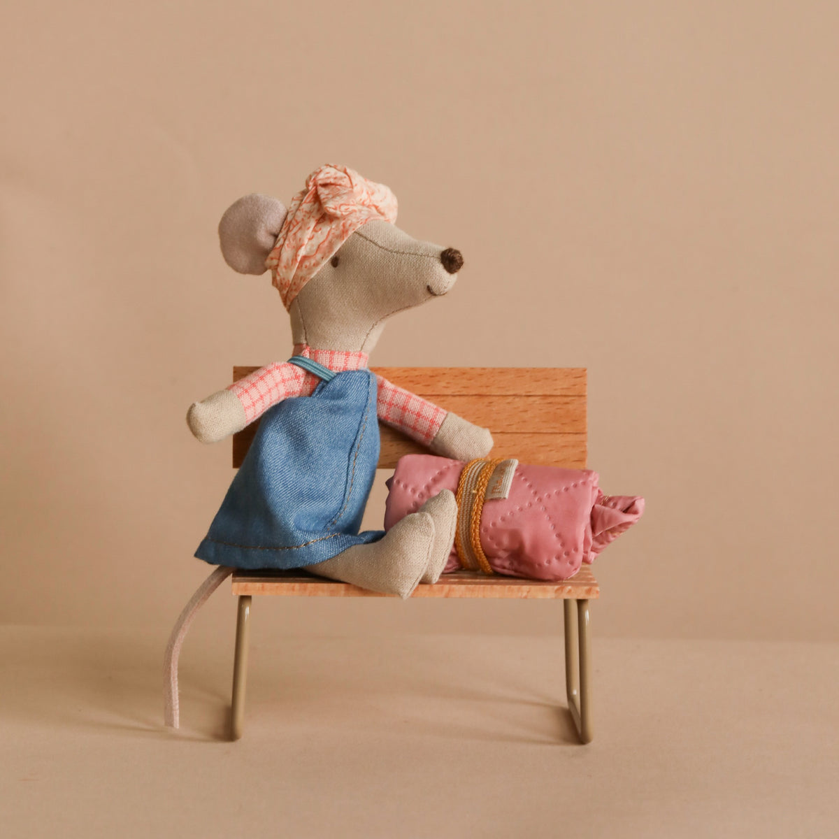Maileg Hiker Mouse With Blush Sleeping Bag - Big Sister– Odin Parker