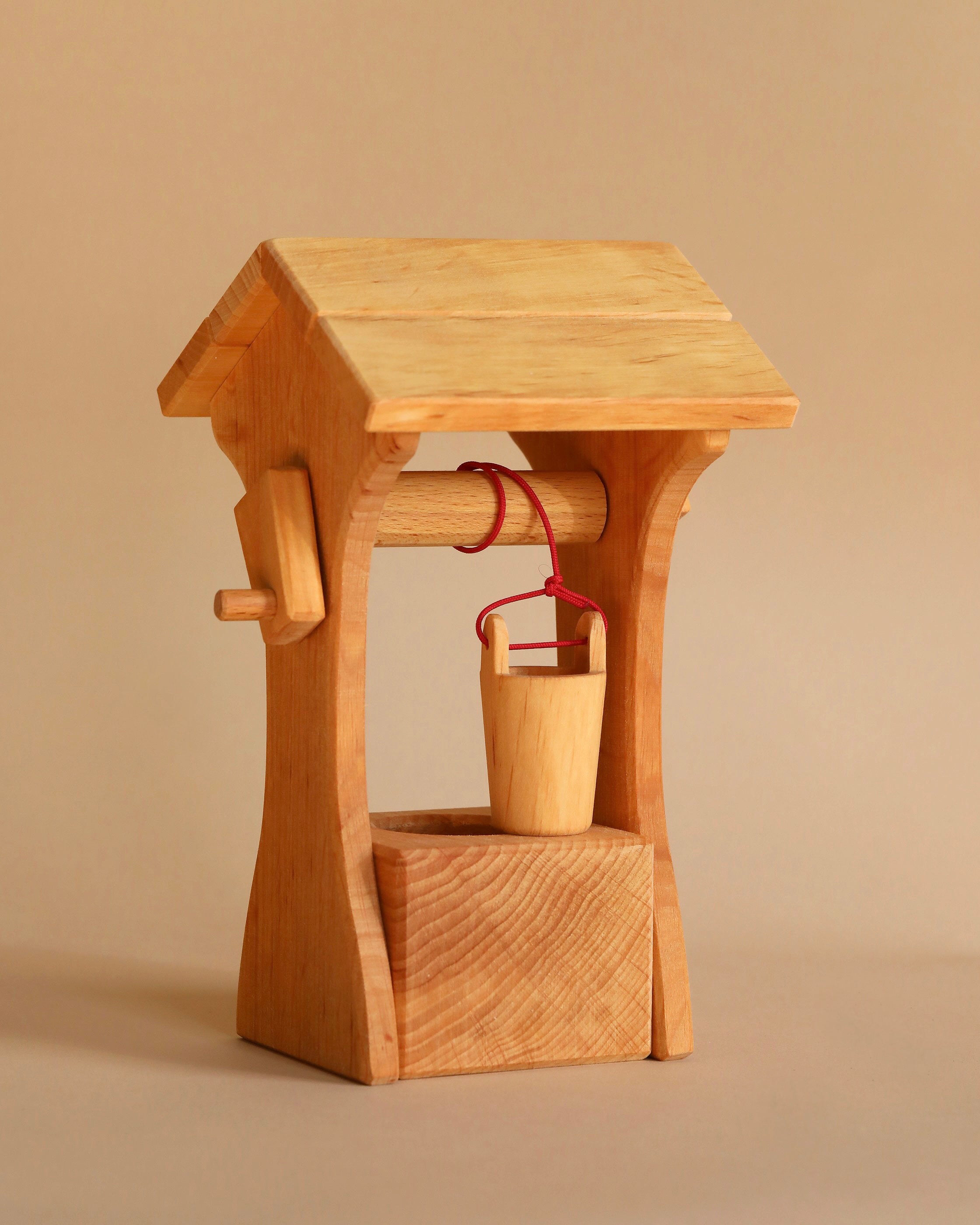 オストハイマー　井戸　Ostheimer Well with Roof オストハイマー 井戸 Ostheimer Well with Roof
