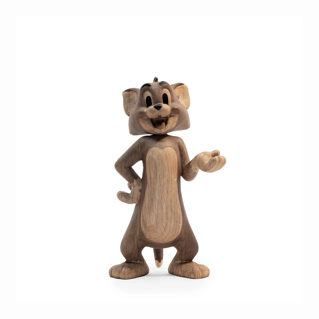 The Boyhood Tom & Jerry X Tom, Small is a solid oak figurine of Jerry Mouse standing upright with one hand on his hip and the other extended—a perfect gift for Tom and Jerry fans.