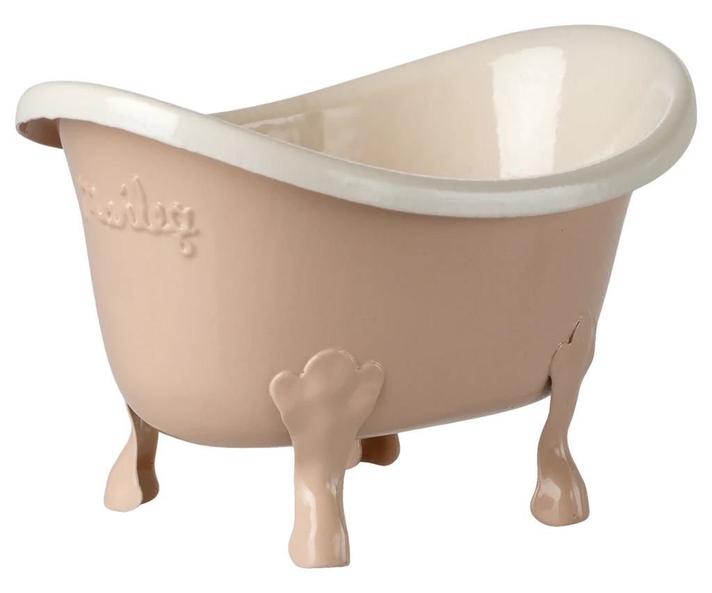 The Maileg Bathtub, Mouse - Rose is a small, light pink ceramic tub with white interior and embossed details—ideal for bathroom accessories or as a charming miniature tub for Maileg mice.