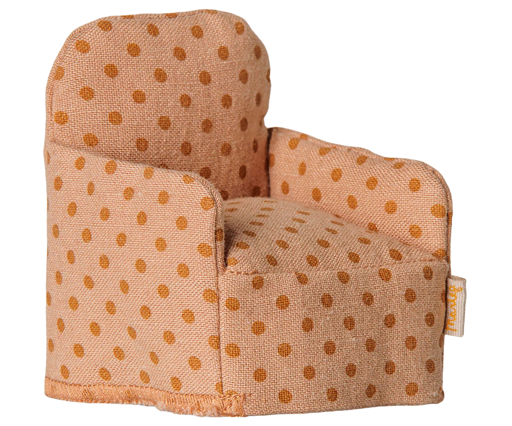 Pre-order the Maileg Folding Chair, Mouse - Dots (arriving mid-September), a charming miniature chair with orange polka dots—perfect for dollhouses, Mouse hole Farmhouse setups, or as a cute decorative piece for your collection.