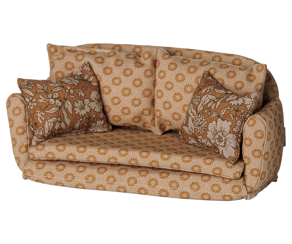 The PRE-ORDER: Maileg Sofa Bed, Mouse, Large - Ocher (Estimated Arrival Early October) is a cozy ocher sofa bed with a classic design and soft edges, ideal as a mice bed or charming decorative accent.