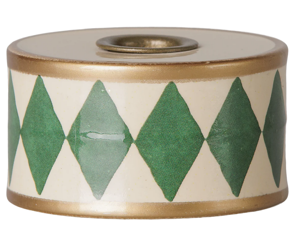 PRE-ORDER the Maileg Christmas Candle Holder, Drum - Green/Off White (ceramic with a gold rim and green diamond pattern) to add nostalgic charm to your cosy Christmas decor. Estimated arrival: mid October.