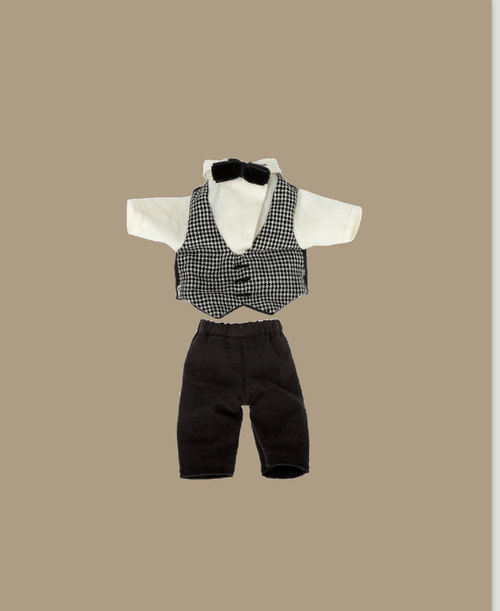 The Maileg Extra Clothing: Waiter Clothes set for Big Brother Mouse includes a white shirt with black bow tie, black and white checkered vest, and black pants, all displayed on a beige background.