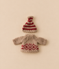 Maileg Extra Clothing: Knitted sweater and Hat for Mom Mouse in beige with red geometric and striped patterns.