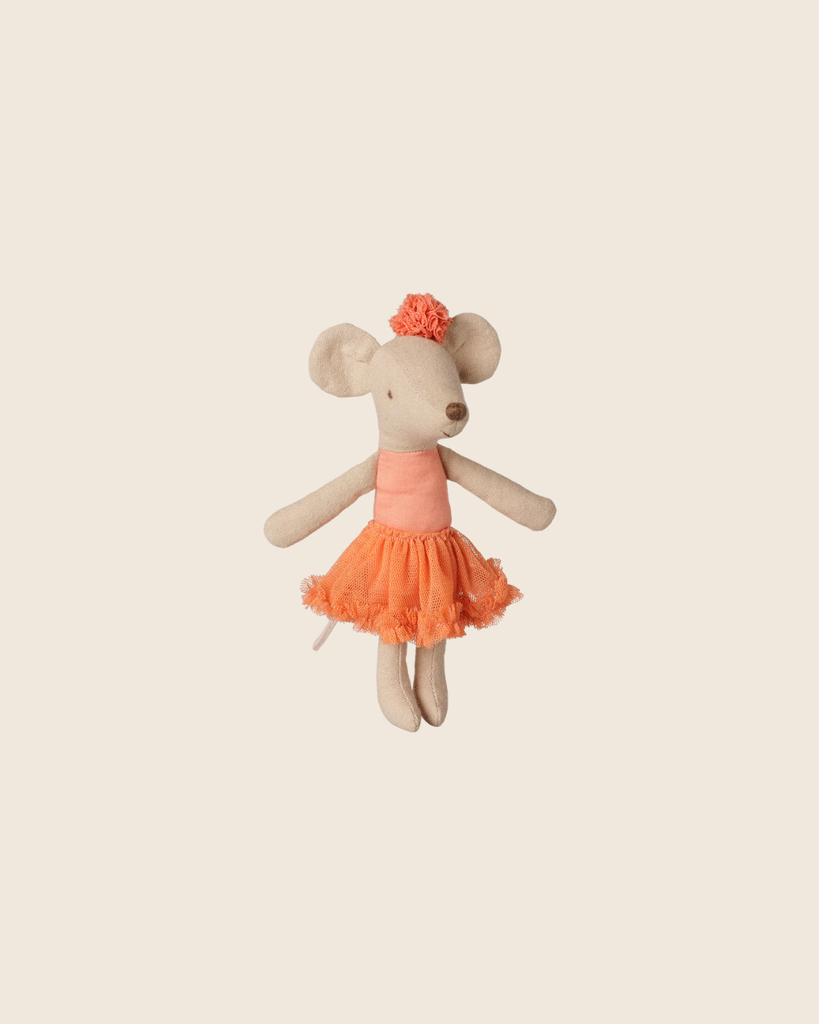 PRE-ORDER: Maileg Ballerina Mouse, Big Sister - Dusty Coral, featuring a dusty coral dress with lace trim and a matching bow, shown against a plain beige background. Estimated arrival mid September.