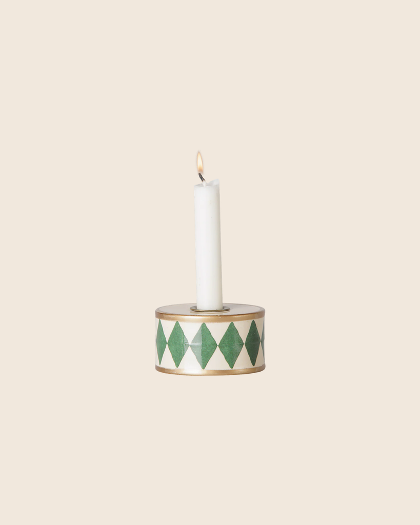 The PRE-ORDER Maileg Christmas Candle Holder, Drum - Green/Off White features a round ceramic design with green diamonds on an off-white background, perfect for cosy Christmas decor. Estimated arrival: mid October.
