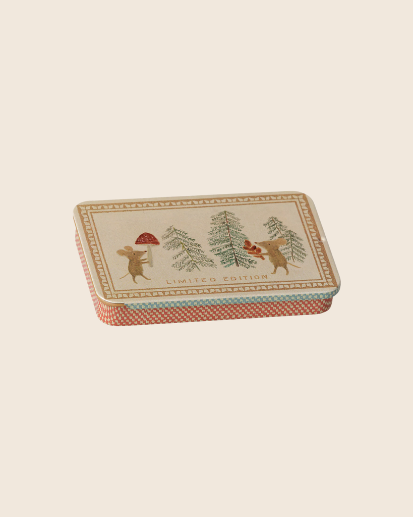 PRE-ORDER: Maileg Metal Box with Sliding Lid - Christmas Mice. Features a decorative lid with illustrated animals, trees, and a mushroom. Limited Edition with patterned edge and beige background—perfect for gifts or keepsakes. Arrives early October.