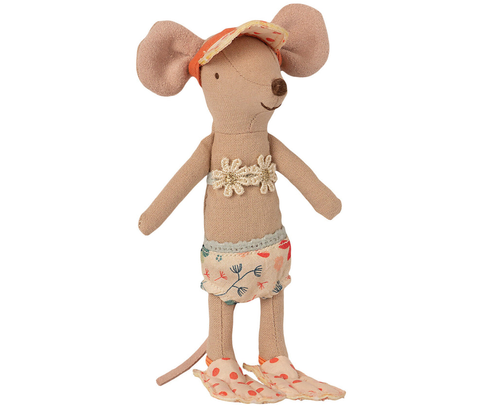 Mouse stuffed animal