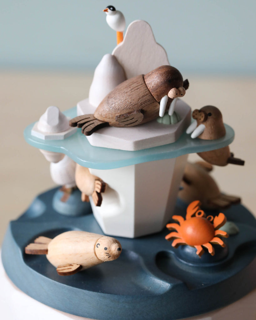 Arctic themed wooden music box with arctic animalsArctic themed wooden music box with arctic animals