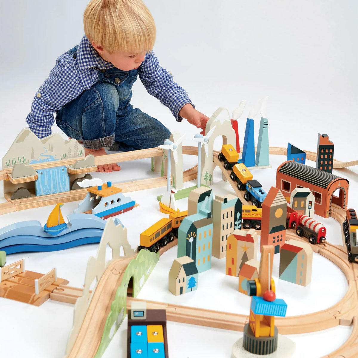 Mountain View Train Set– Odin Parker