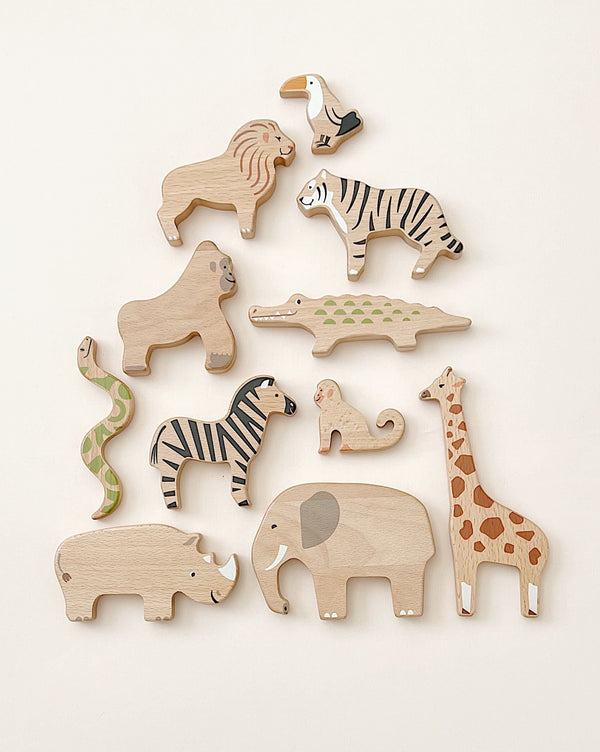 wooden wild animals toy set